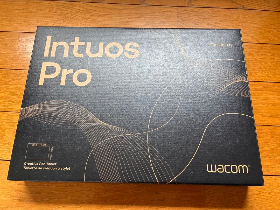 液タブ・ペンタブ Wacom Intuos Pro Medium