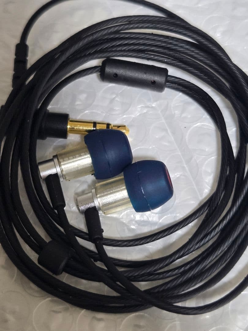 【希少銀】final F3100 シルバー限定版ほぼ未使用 付属品完備 廃盤名機