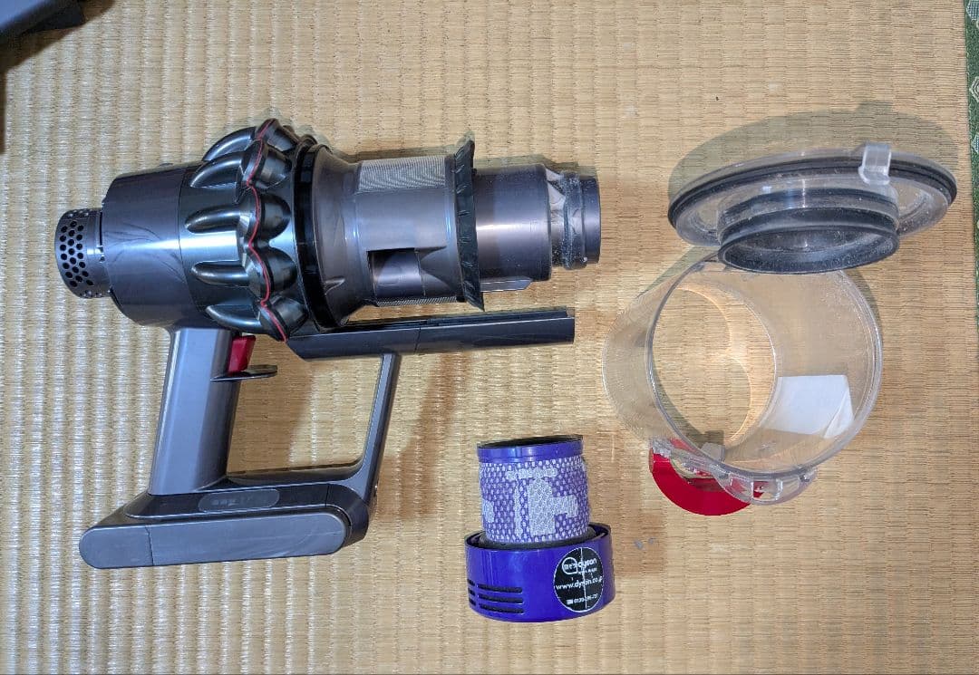 【値下げ】ダイソンコードレス掃除機 V10　 動作品　⑤