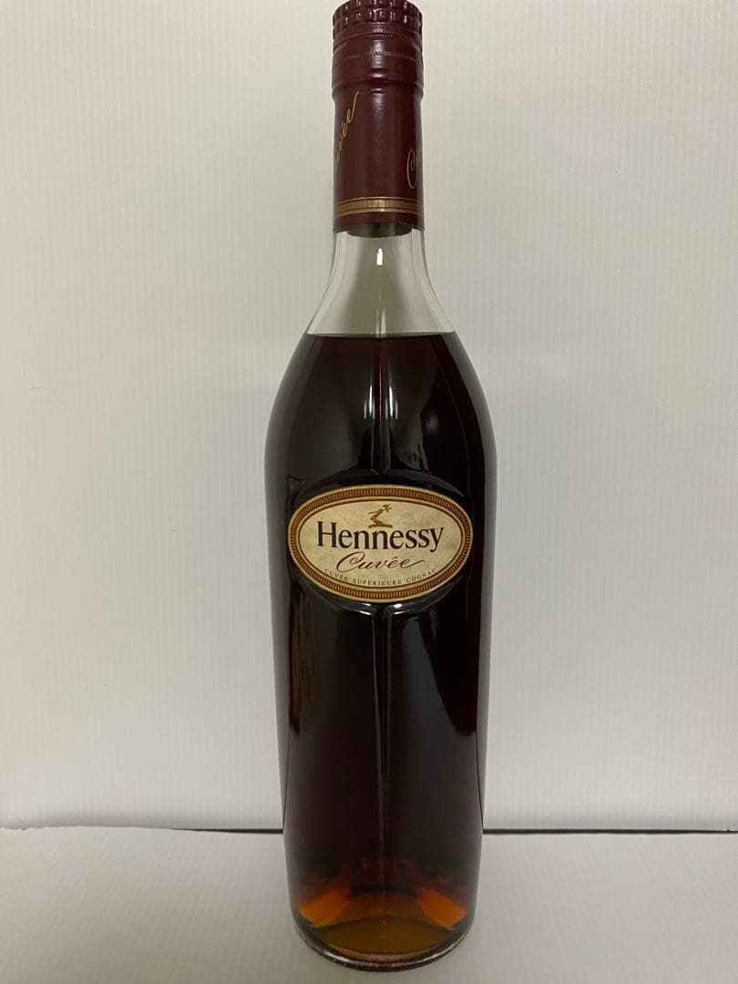 ヘネシーキュベ　700ml 1本