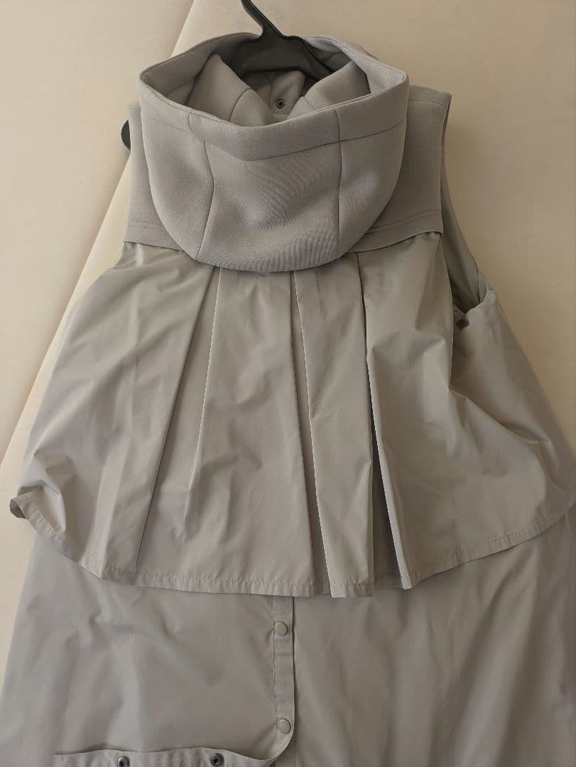 ヤマダヤ CLOVE　ドッキングデザインダウンベスト グレー