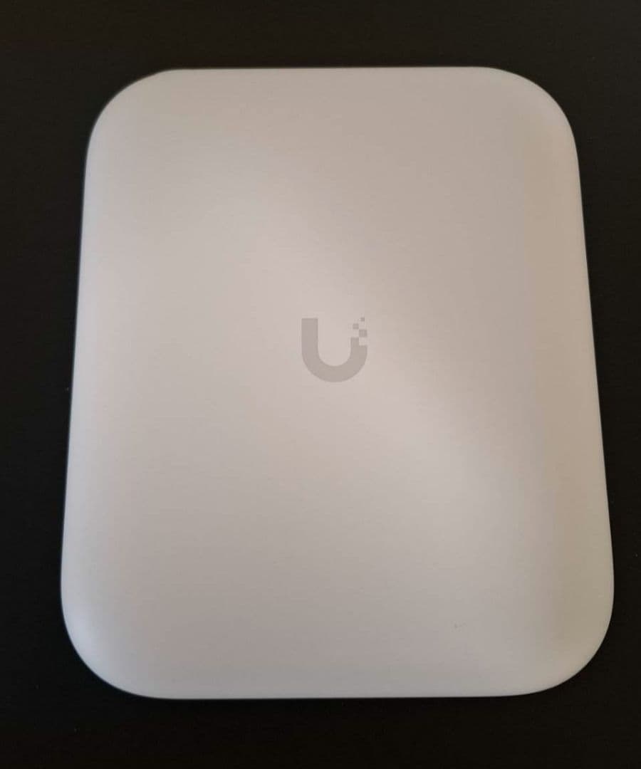 Ubiquite UniFi U7 Outdoorアクセスポイント