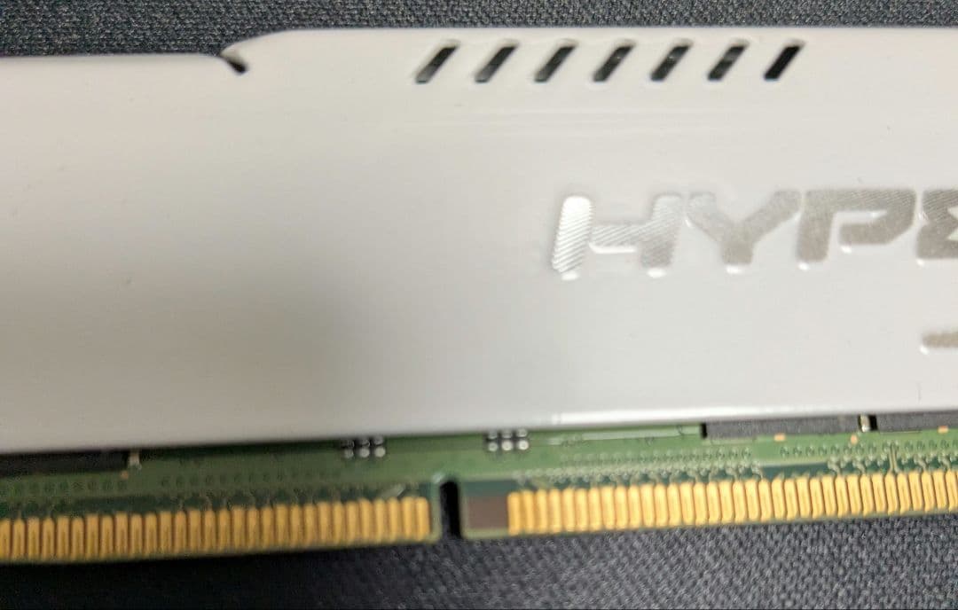 HyperX FURY DDR5メモリー ホワイト 16GB ジャンク