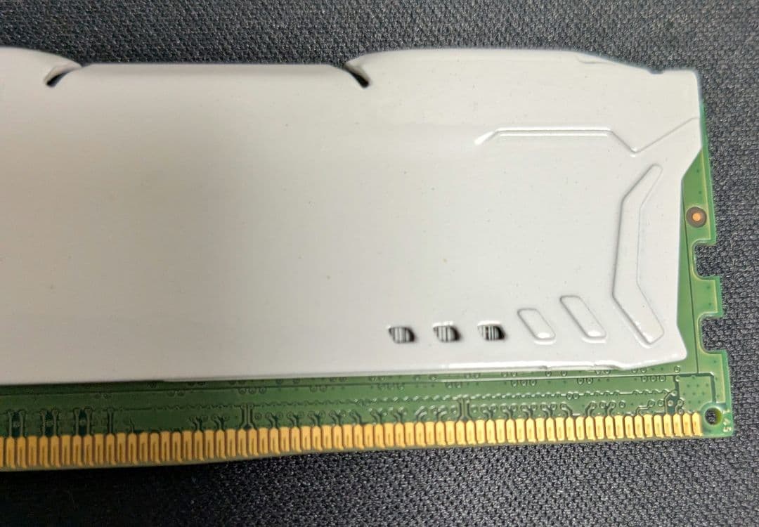 HyperX FURY DDR5メモリー ホワイト 16GB ジャンク