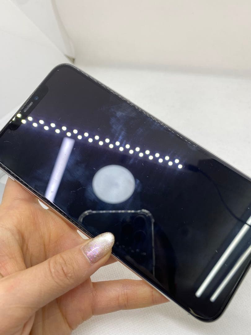 Iphone 11 Pro max 64GB Sim フリー　86083