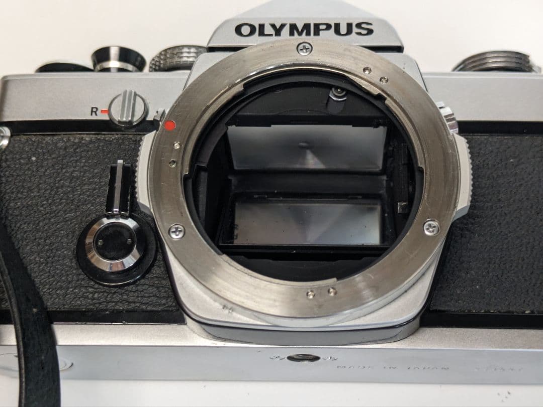 OLYMPUS OM-1 フィルムカメラ【中古/ジャンク品】
