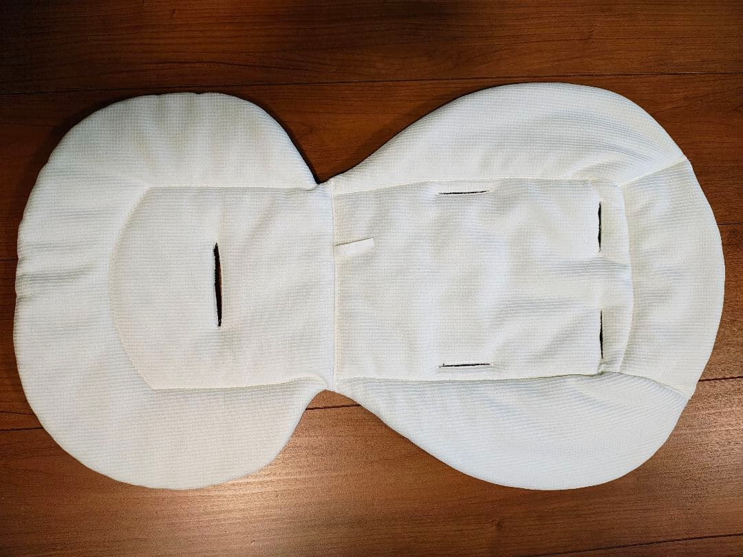 Combi 『ネムリラAT 』ハイローチェア　電動　　本日最終値下げ！！