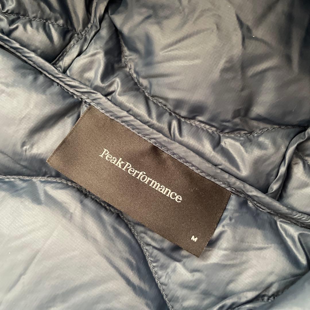 Peak Performance ヘリウムダウンジャケット ネイビー