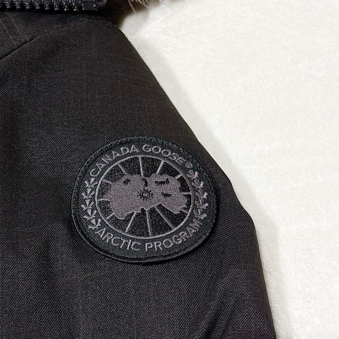 ほぼ未使用✨　カナダグース　クレストン　ダウンジャケット　ブラックレーベル
