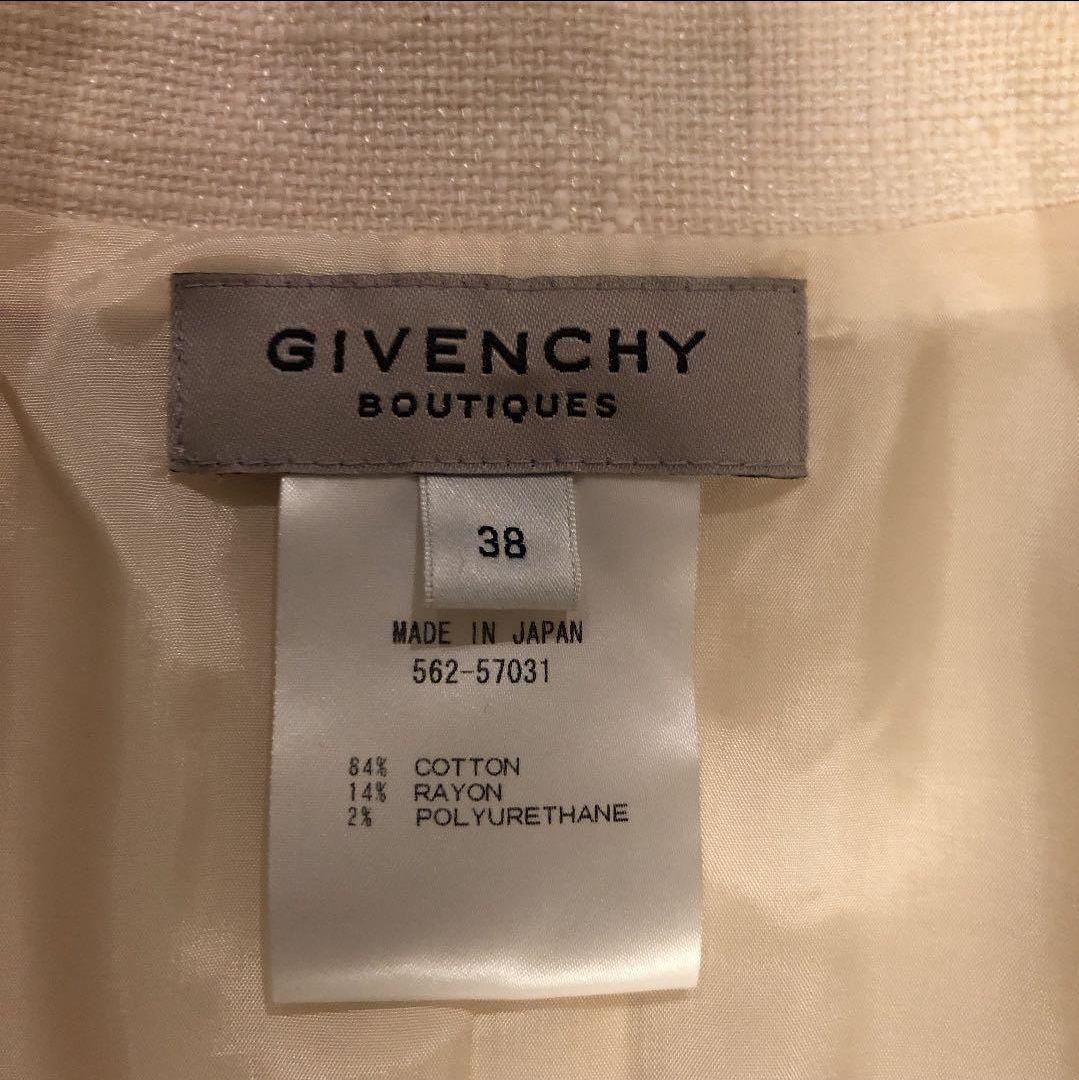 【新品　未使用】ジバンシー　スカートスーツ