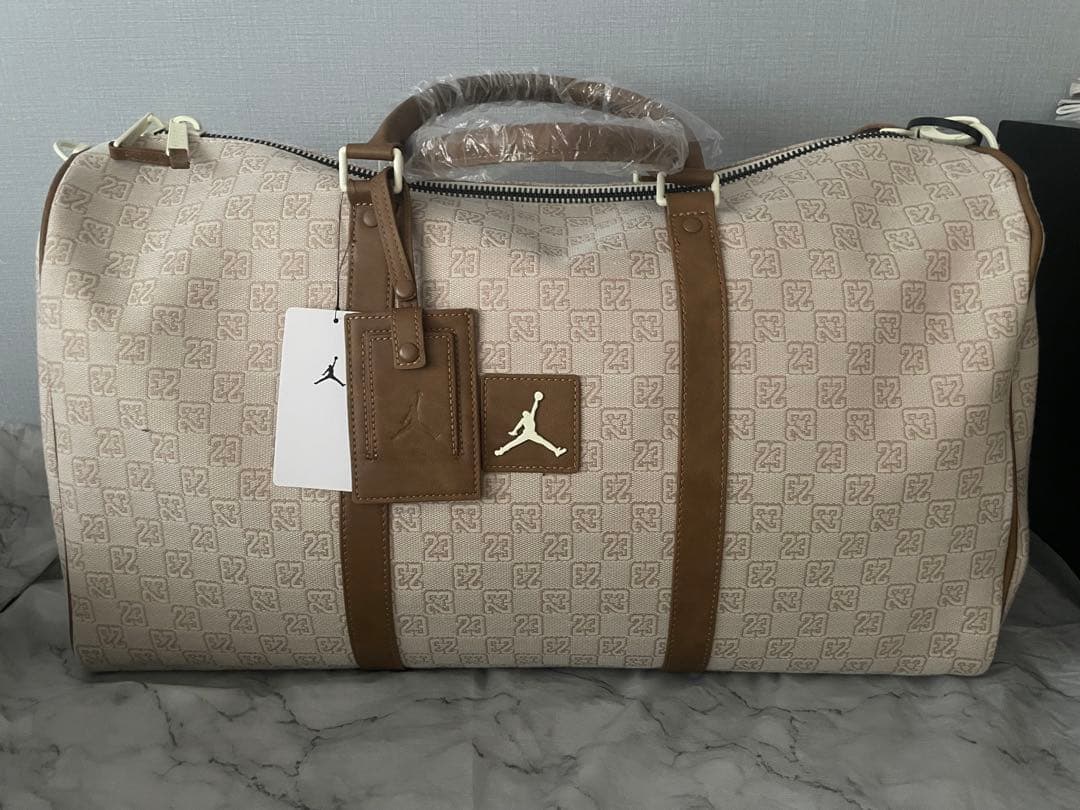 Jordan ベージュ ボストンバッグ　市場品薄人気商品　現品限り　早い者勝ち