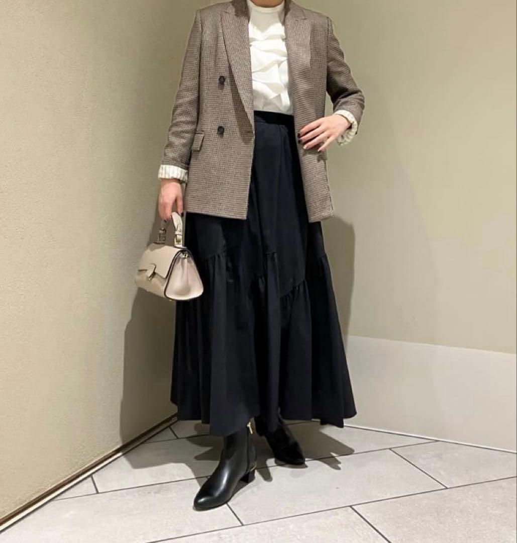 アルアバイル　ルルウィルビー ラッフルスタンドブラウス