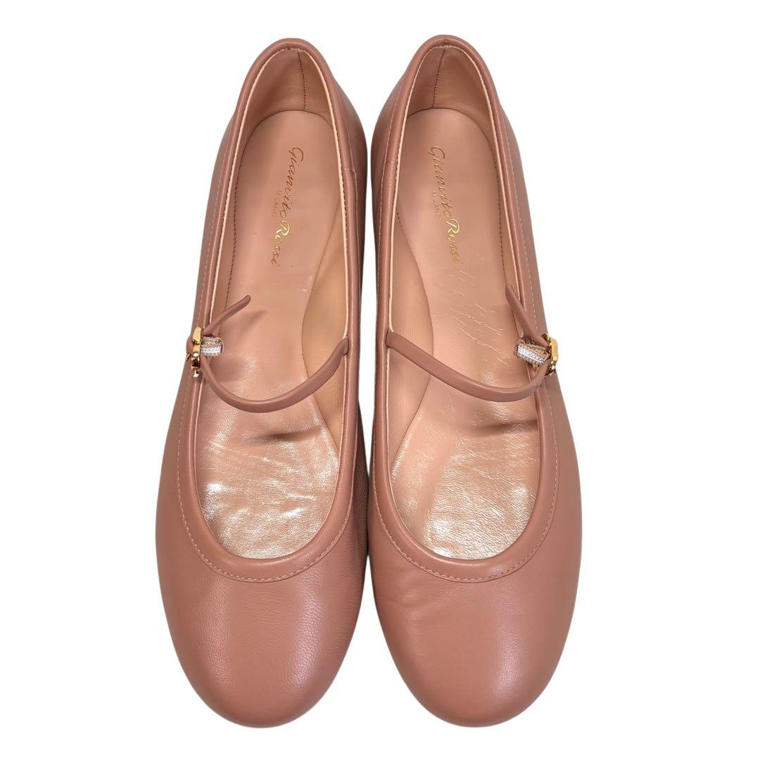 美品 ジャンヴィトロッシ 39 26 フラットパンプス メリージェーン ベージュ