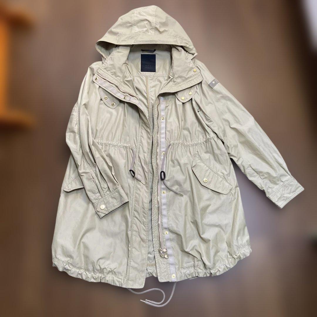 TATRAS フード付きベージュモッズコート