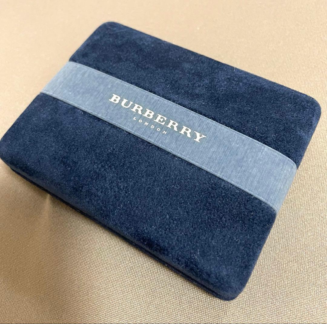 BURBERRY ネクタイピン＆カフスセット