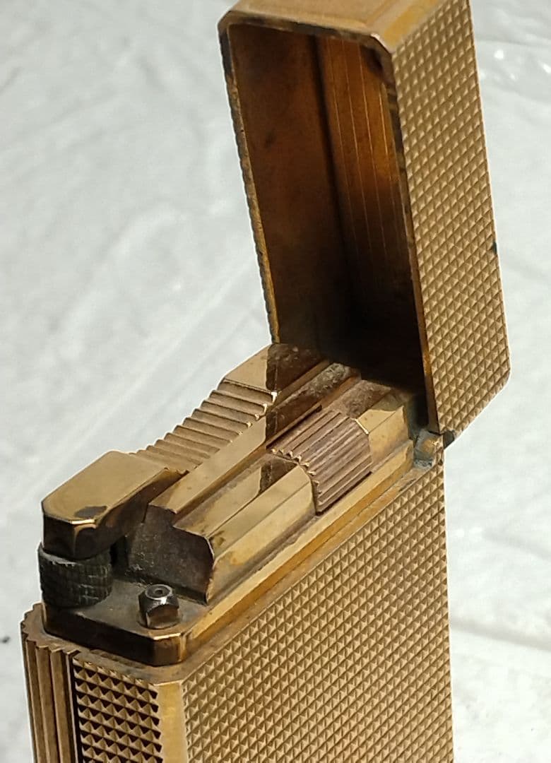 S.T. Dupont ゴールドライター 20u ダイヤカット