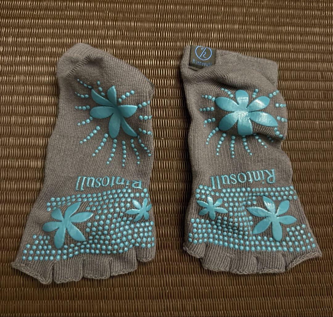 Lava ヨガウェア4点+水素水専用容器、ボトル、ストレッチボール