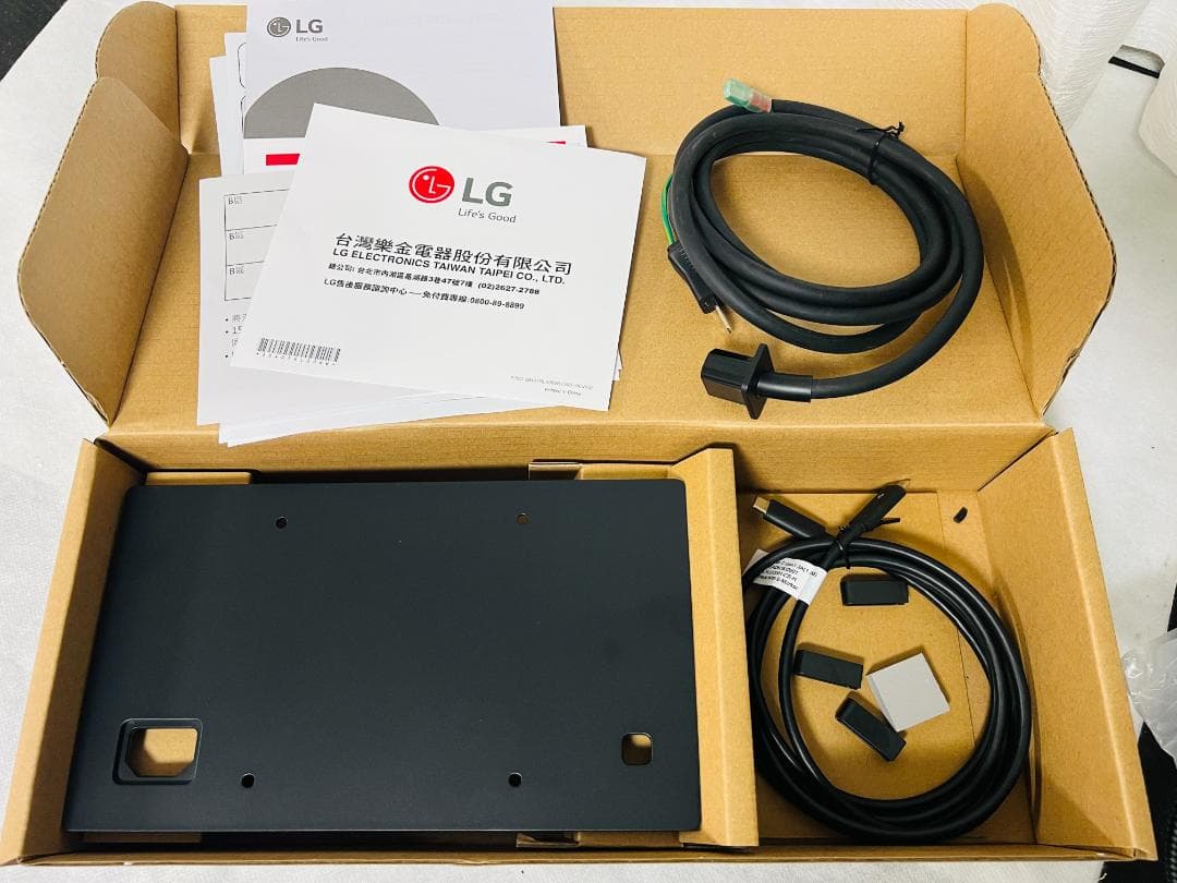 ★LG UltraFine 4Kモニター 22MD4KA 21.5インチMac用