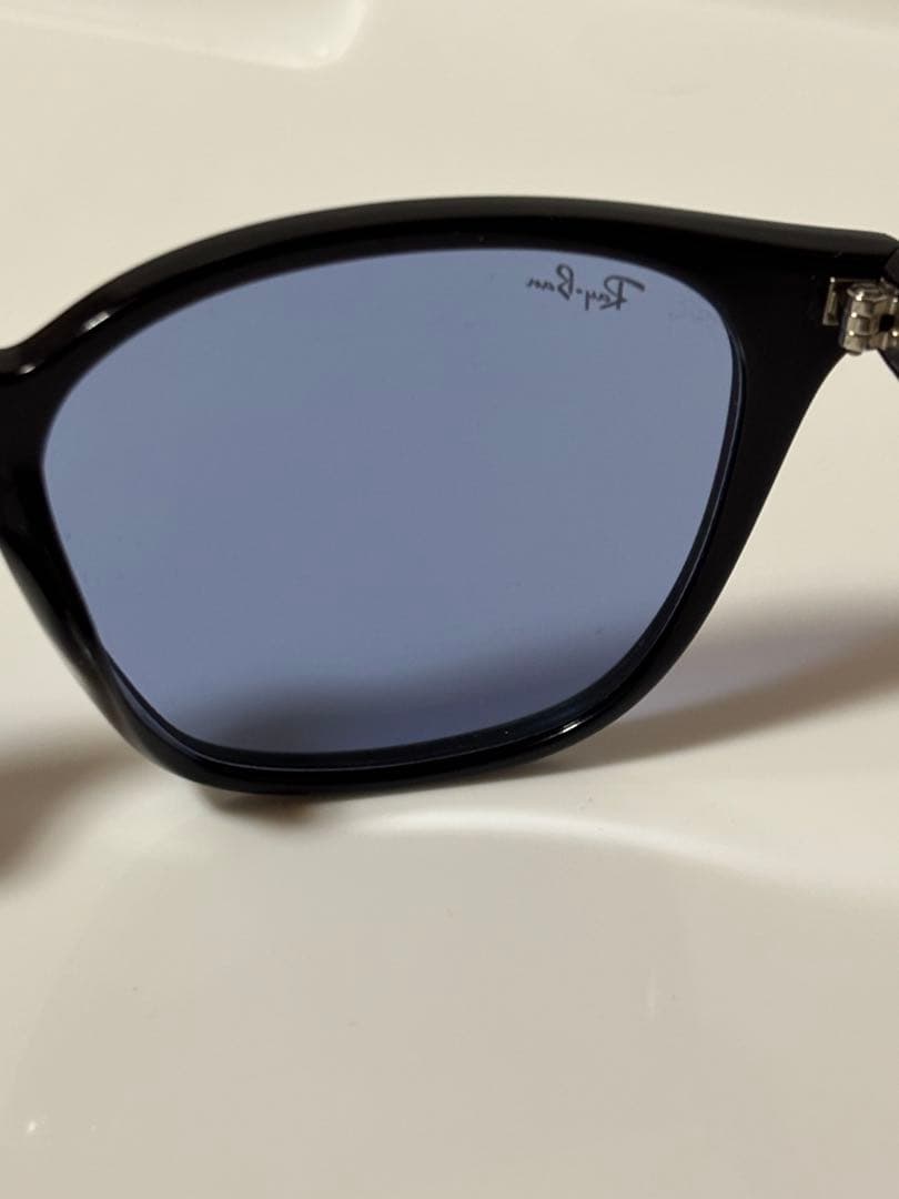 ★ほぼ未使用★RB 4258-F 601/80★ RayBan★レイバン★