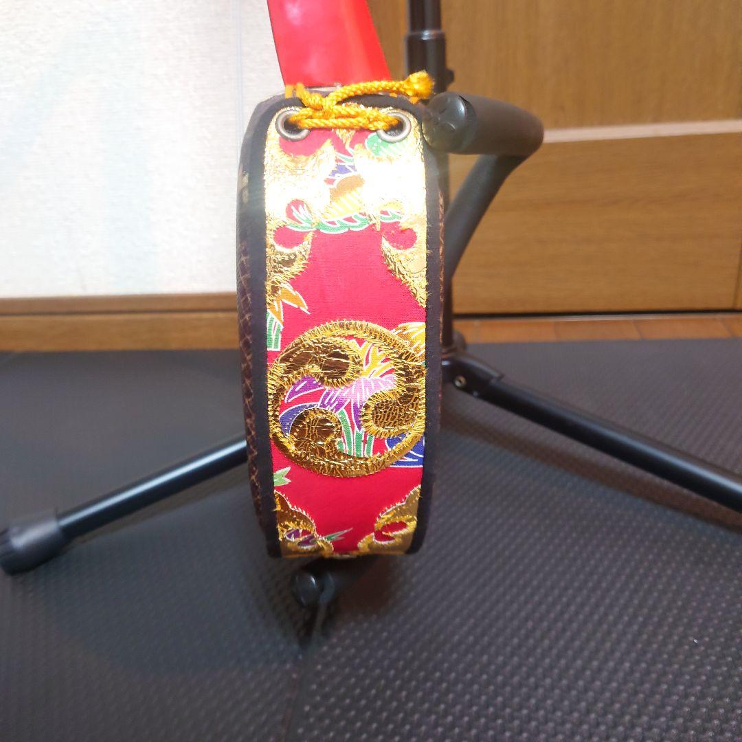 沖縄三線 人工皮 三味線 合皮 ヘビ皮柄 ⚠️漆剥がれ有ります　オマケでケース付