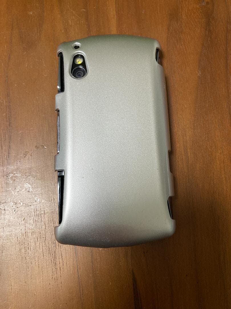 Xperia PLAY SO-01D　中古　状態悪い