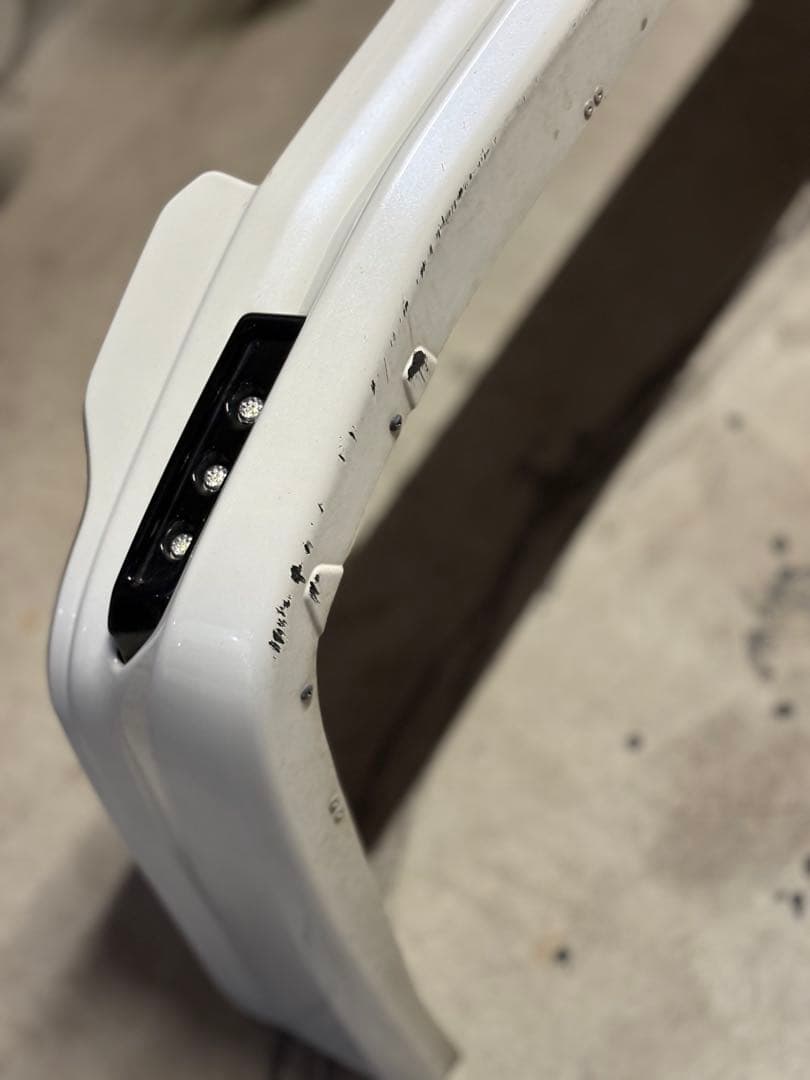 200 ハイエース　6型　モデリスタ　フロント　リップ　スポイラー　エアロ