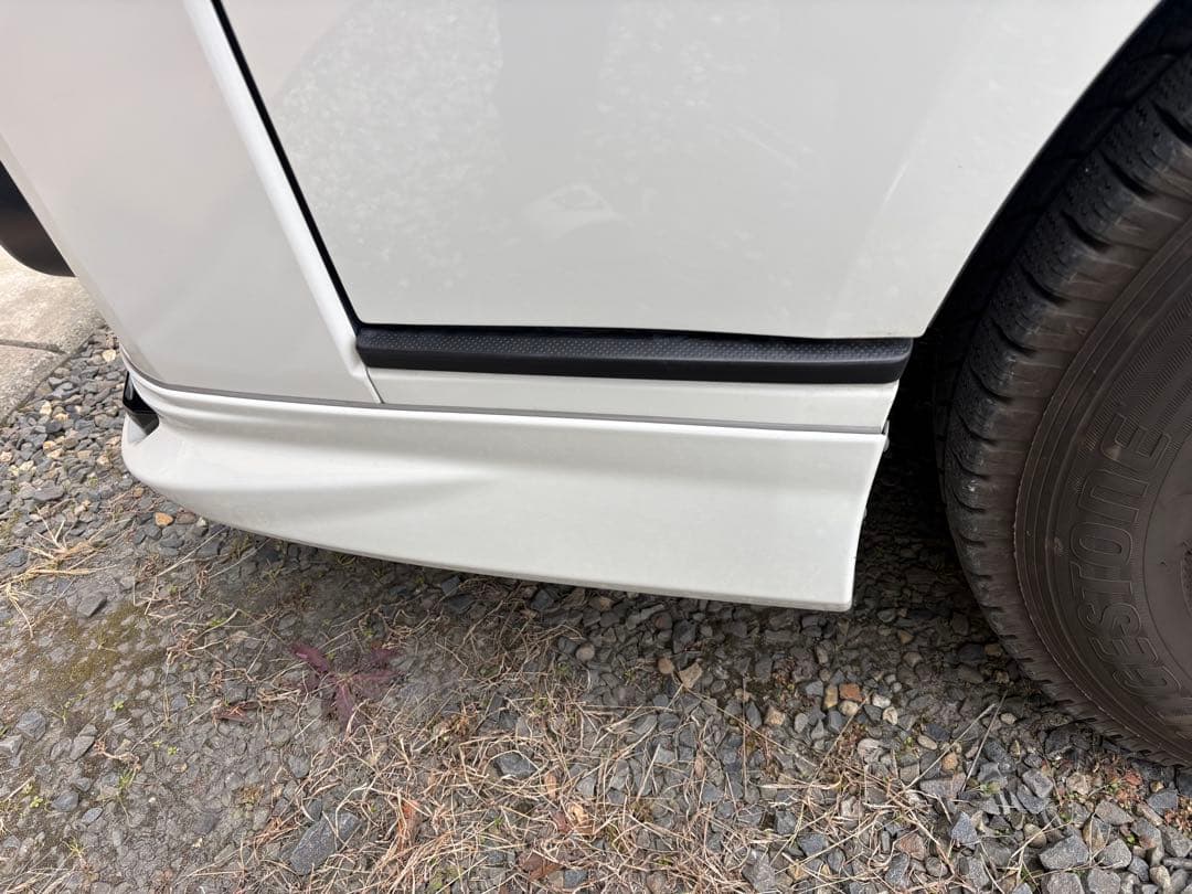 200 ハイエース　6型　モデリスタ　フロント　リップ　スポイラー　エアロ