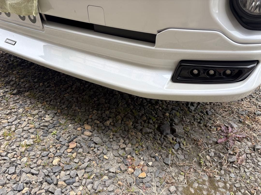 200 ハイエース　6型　モデリスタ　フロント　リップ　スポイラー　エアロ