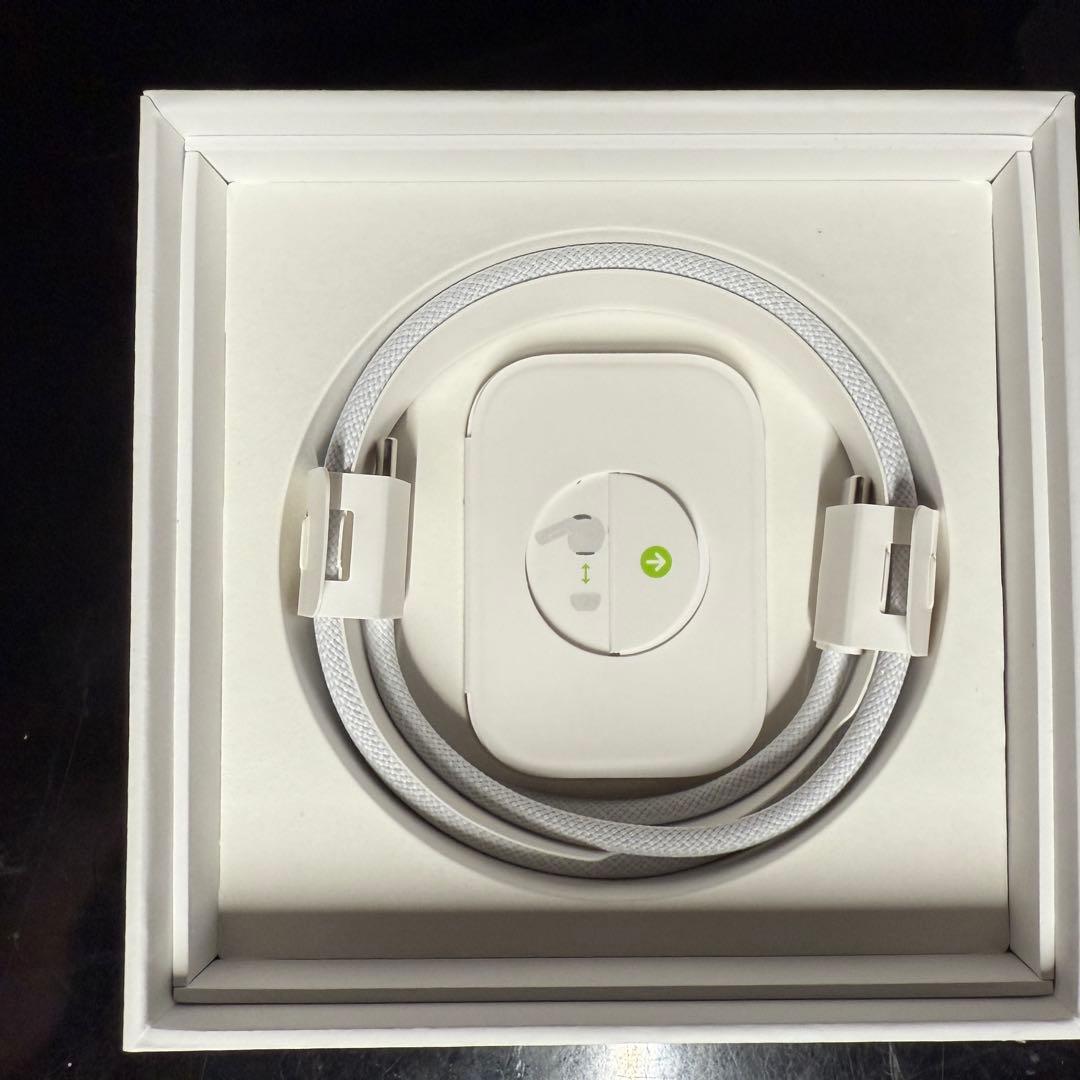 AirPods Pro (第2世代) 本体usb-C PITAKAケース付き