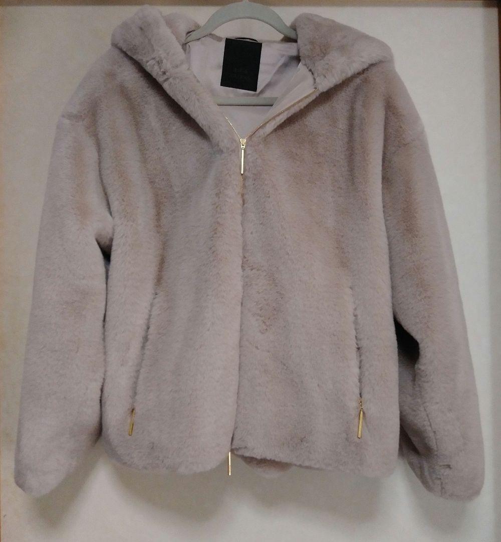 美品☆TATRASユモラYUMOLA ファーブルゾンサイズ03