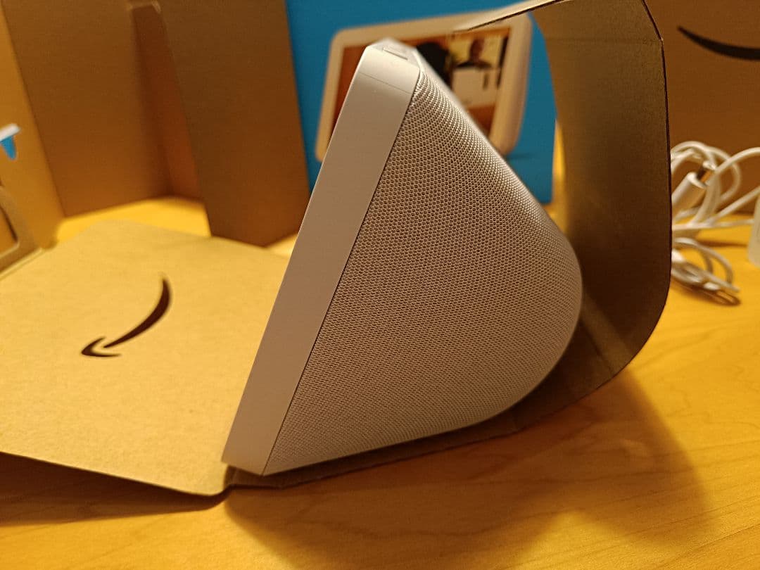 Amazon Echo Show8 ホワイト　第2世代