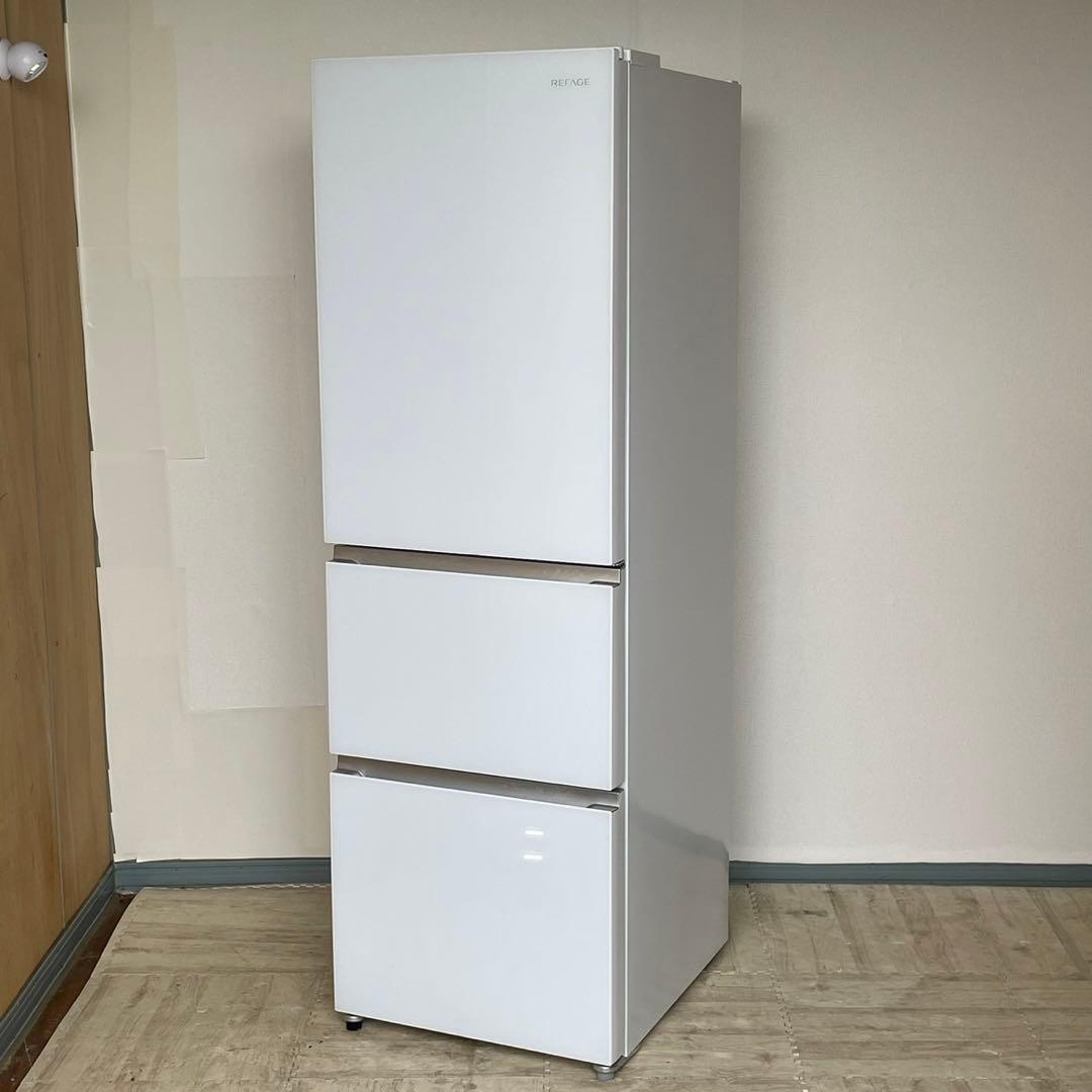 配送設置無料　YAMADA 大型冷蔵庫　319L 最新24年製　大容量