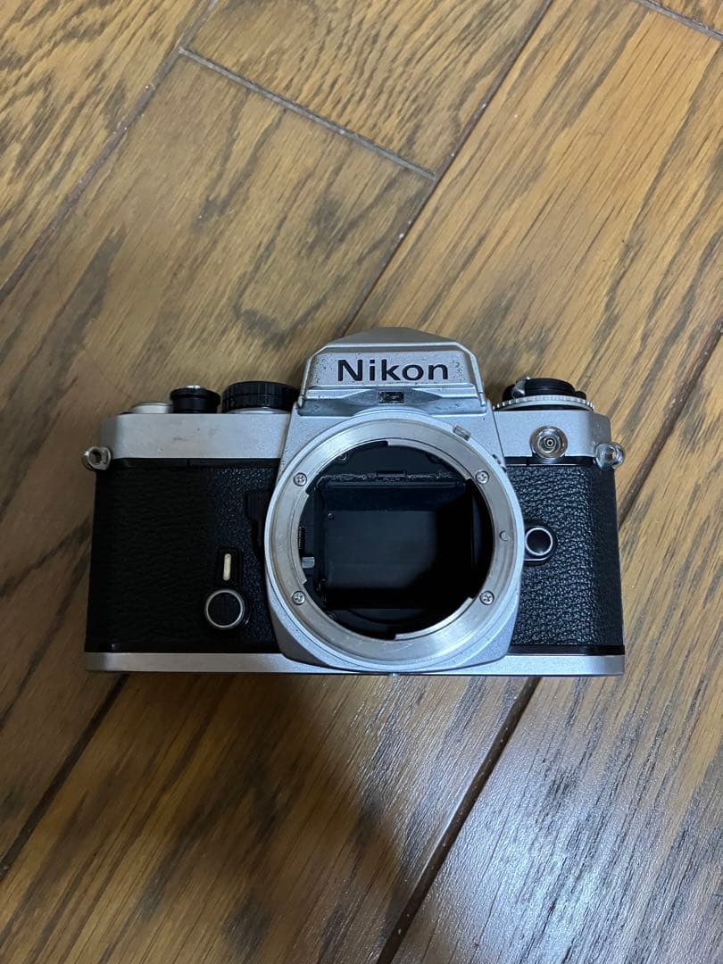 Nikon フィルムカメラ シルバー/ブラック