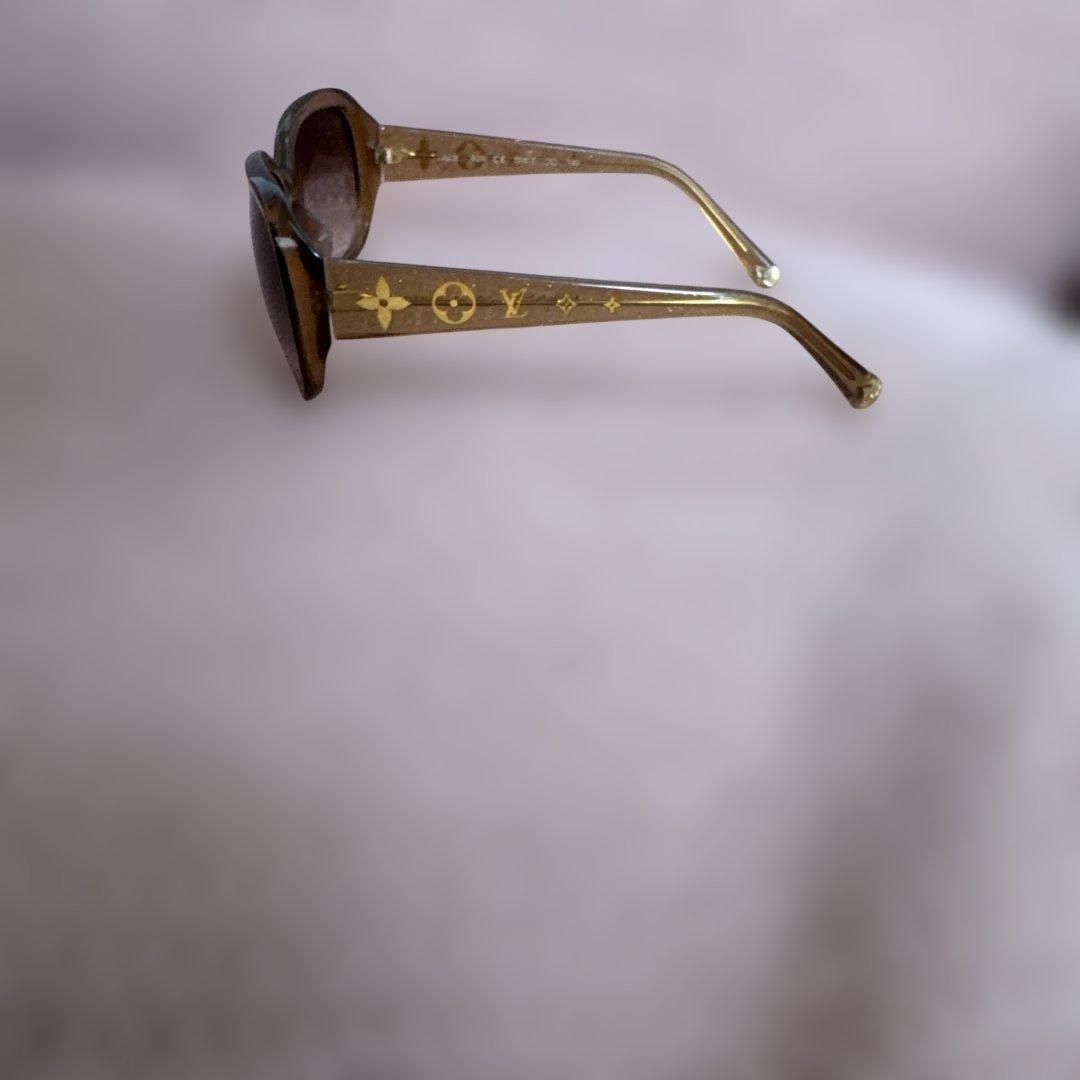 LOUIS VUITTON ブラウン サングラス ケース付き