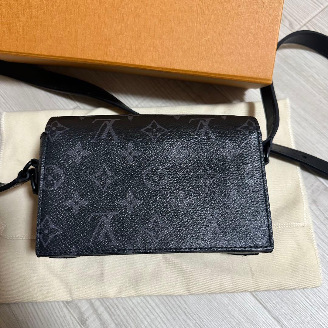LOUIS VUITTON モノグラム エクリプス ショルダーバッグ