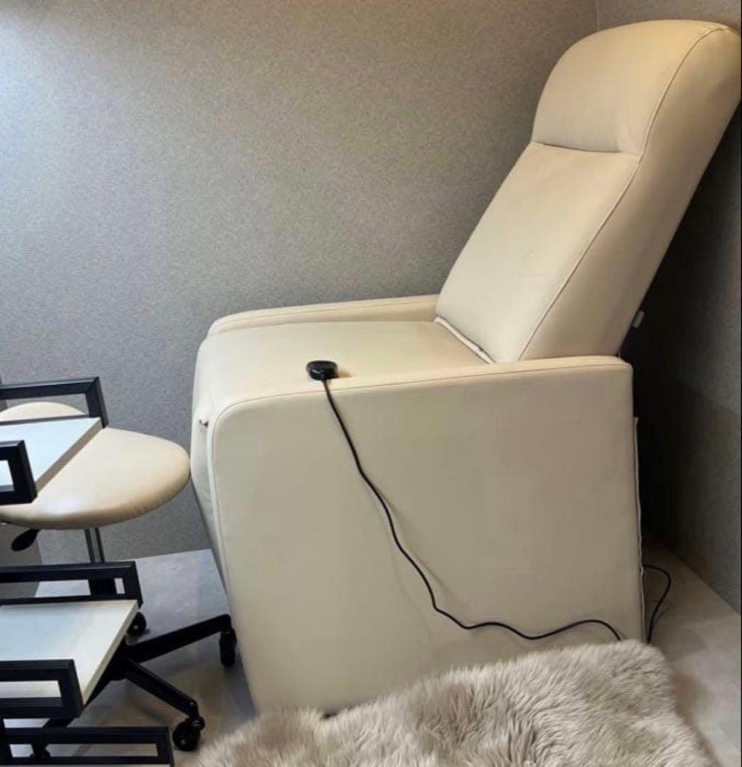 【GANA】電動リクライニングチェア シエロ plus ＜ヌードベージュ＞