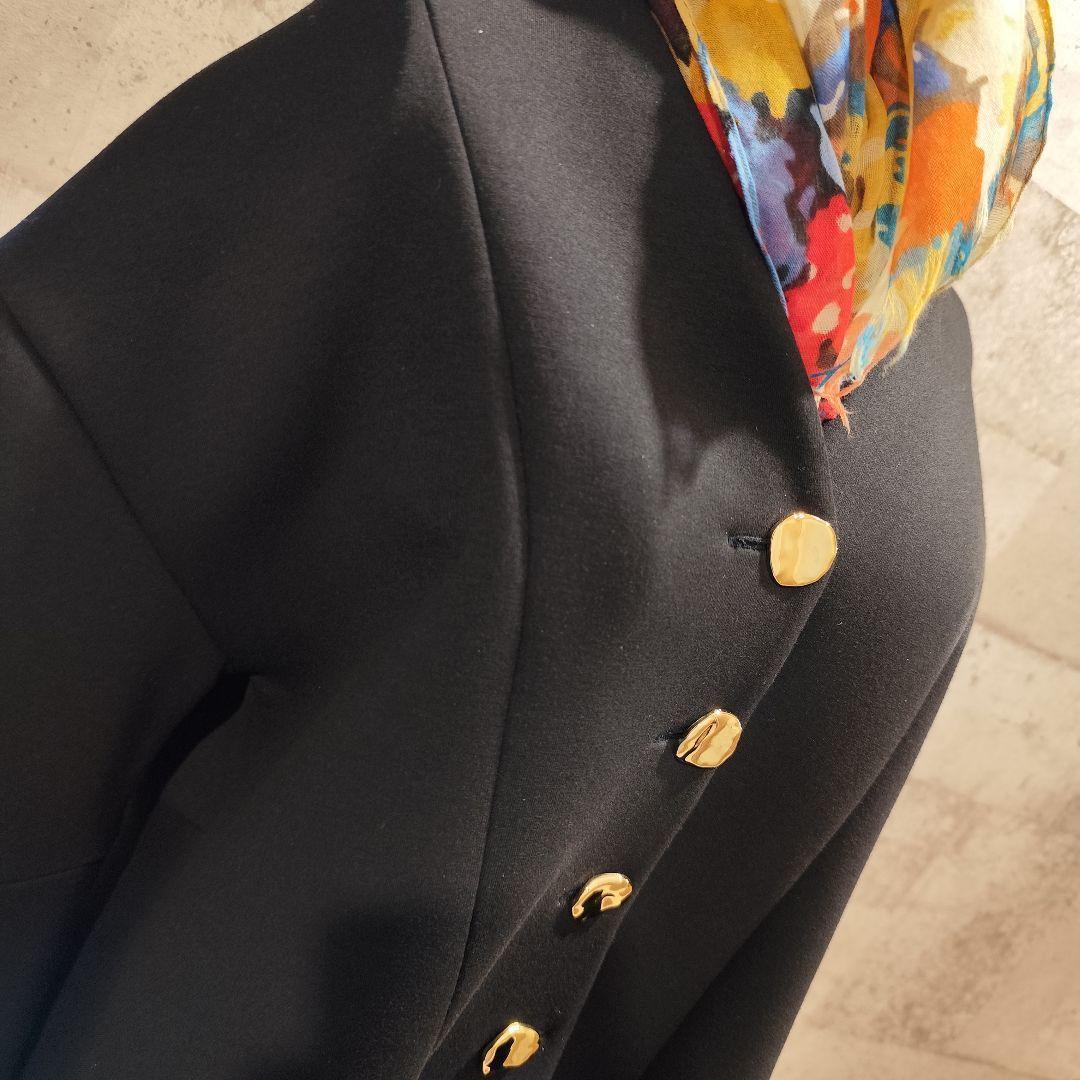 アダムエロペ ミックスボタンペプラムカーディガン ブラック 厚手