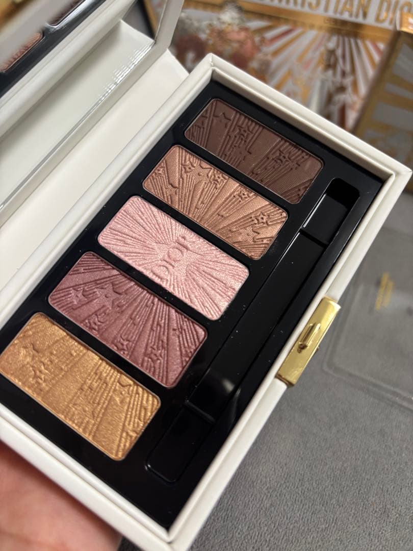 Dior クチュール アイ パレット ホリデー コレクション 2025