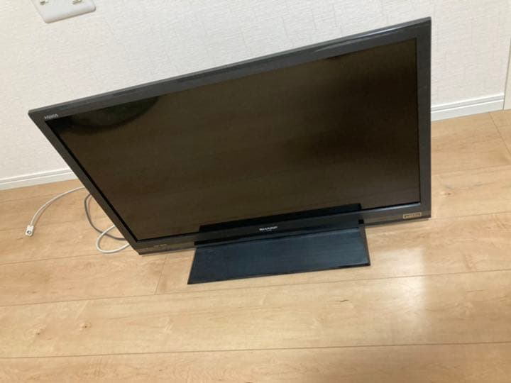 美品　SHARP AQUOS 32型テレビ　32インチ