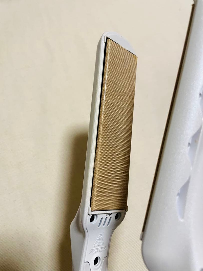 年末セール⭐︎KINUJO 絹女 ストレートアイロン