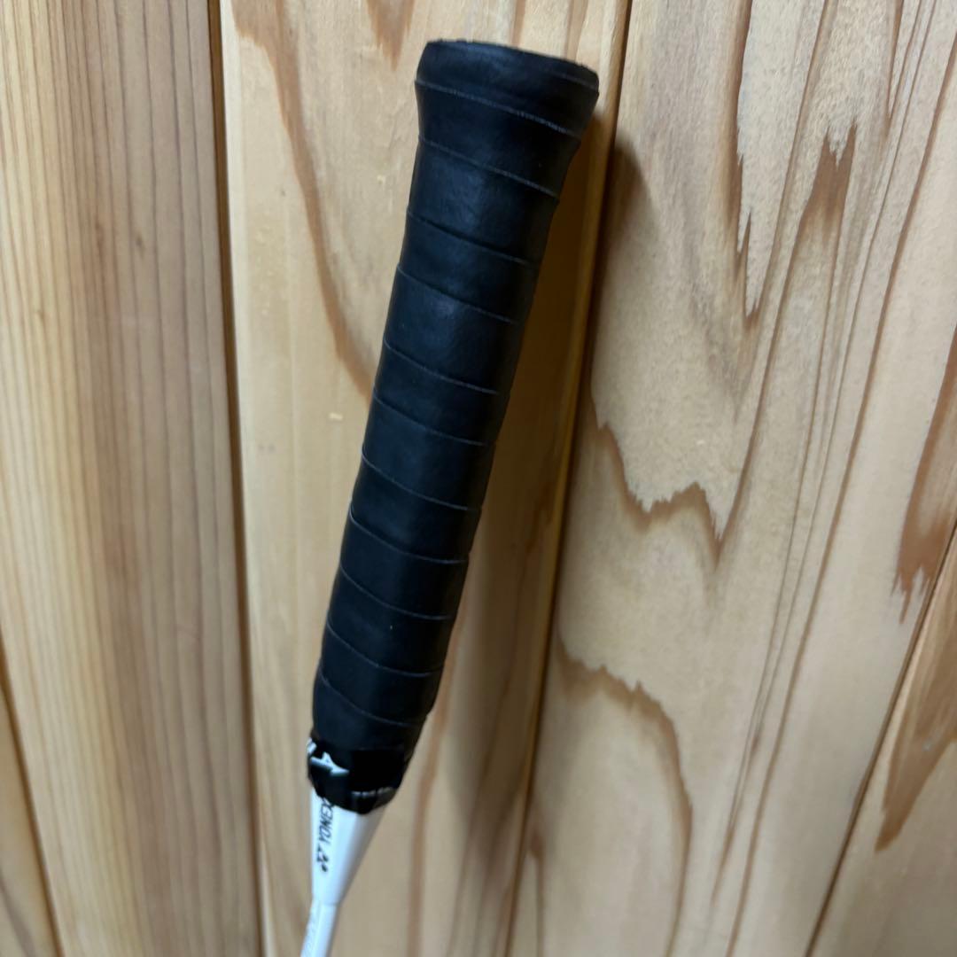 【美品】YONEX ヨネックス NANOFLARE 200 バトミントンラケット