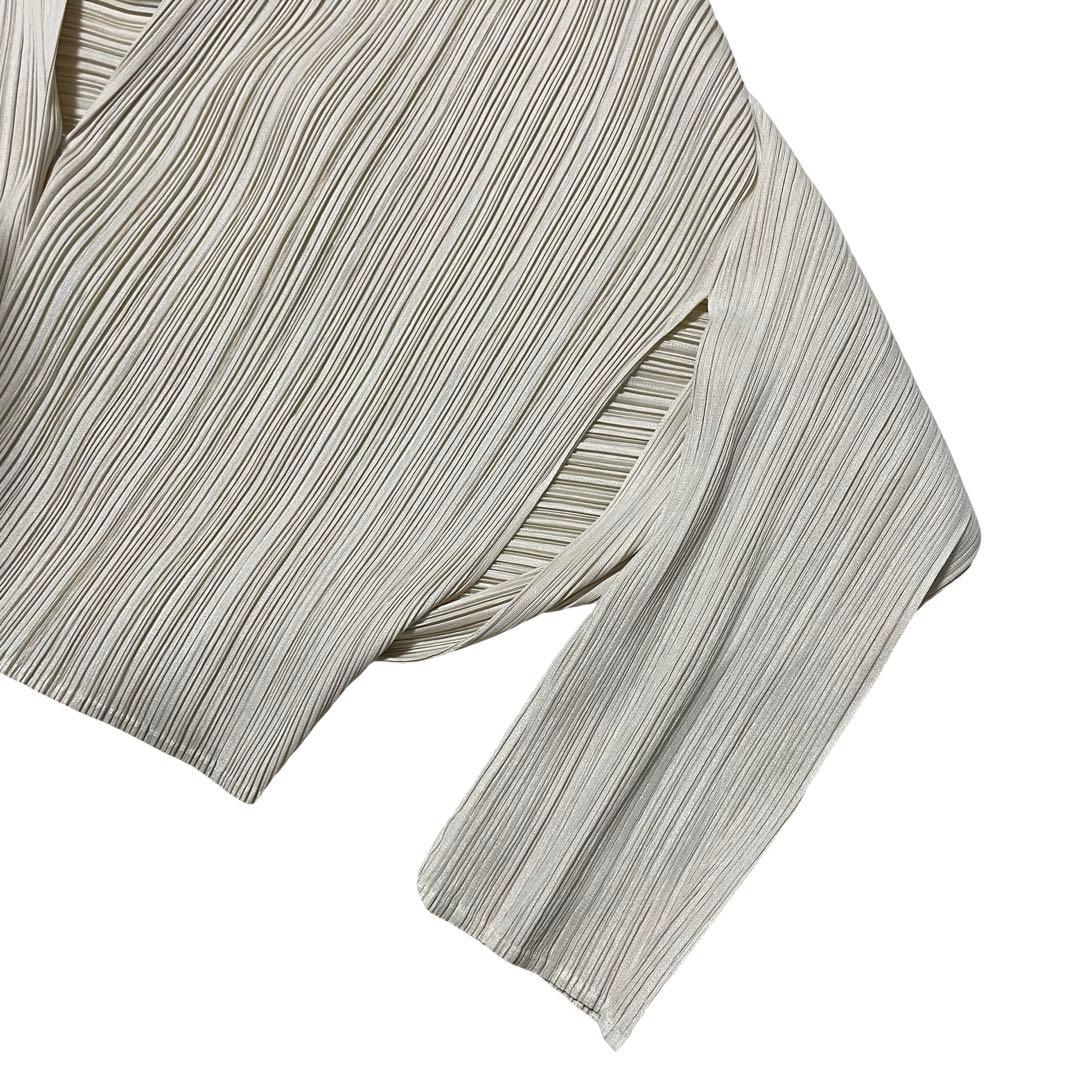 イッセイミヤケ カーディガン　プリーツプリーズ　ホワイト　3 PP63