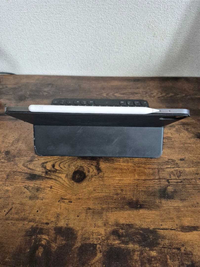 iPadair 第5世代M1チップ搭載 純正キーボード　Apple Pencil
