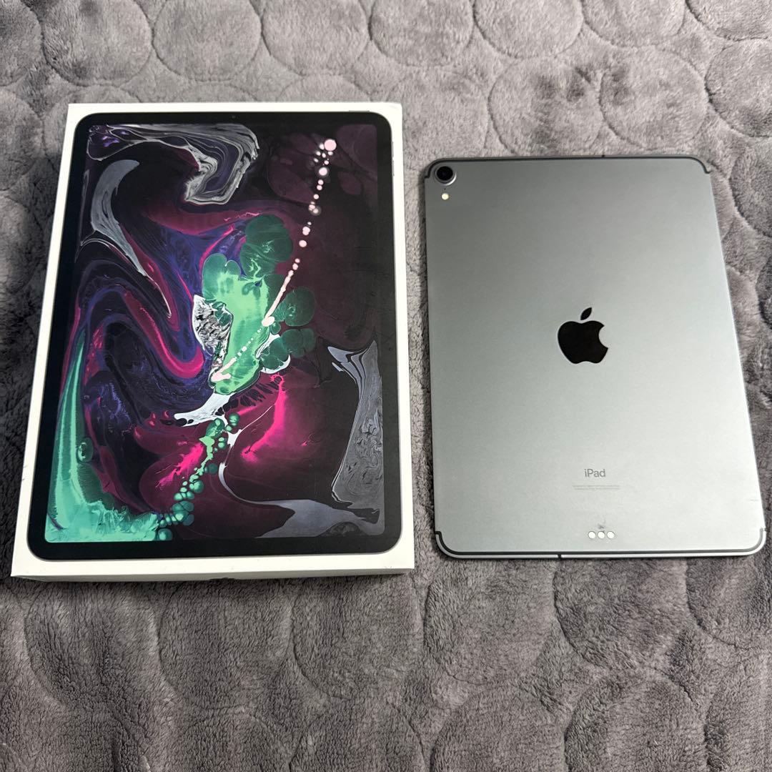iPad pro 11インチ 第1世代 256GB セルラーMU102J/A