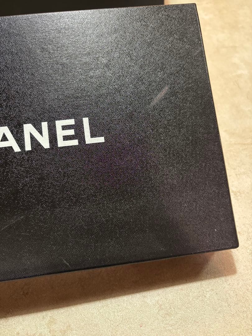 CHANEL ブラック ポインテッドトゥ ミュール