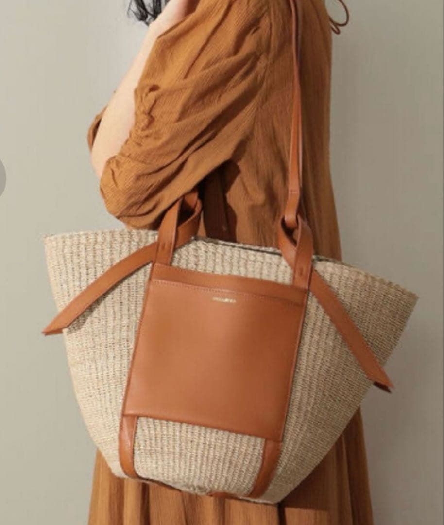 【美品】VIOLAd'ORO / MIROファインアバカショルダーバッグ