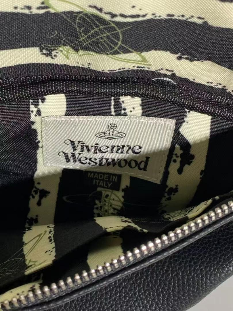 VIVIENNE WESTWOOD ショルダーバッグ