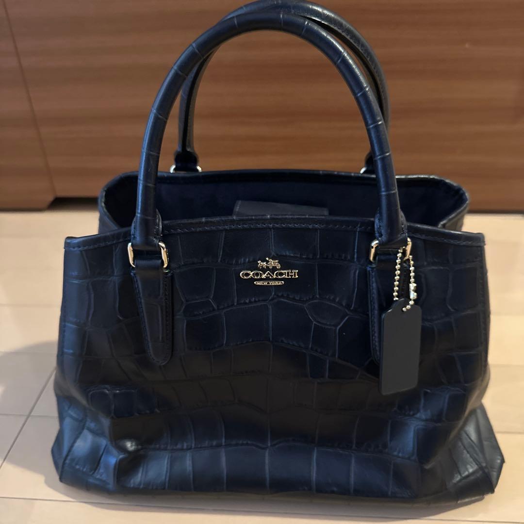 COACH クロコ型押しハンドバック