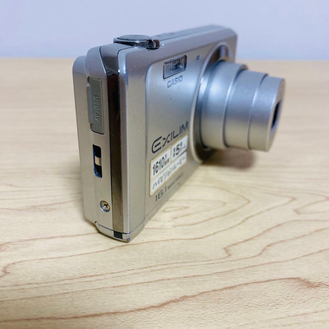 CASIO EXILIM EX-ZS6 デジカメ　デジタルカメラ　カシオ