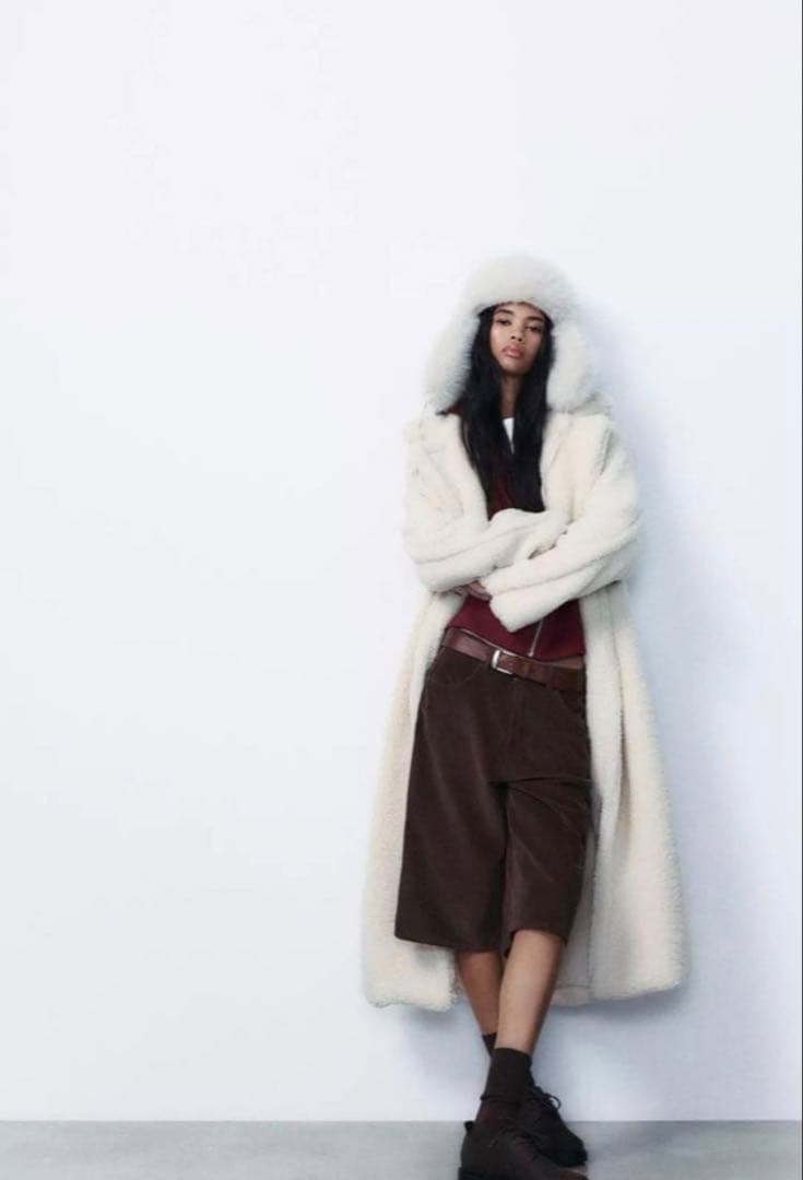 ZARA ロング丈ボアコート